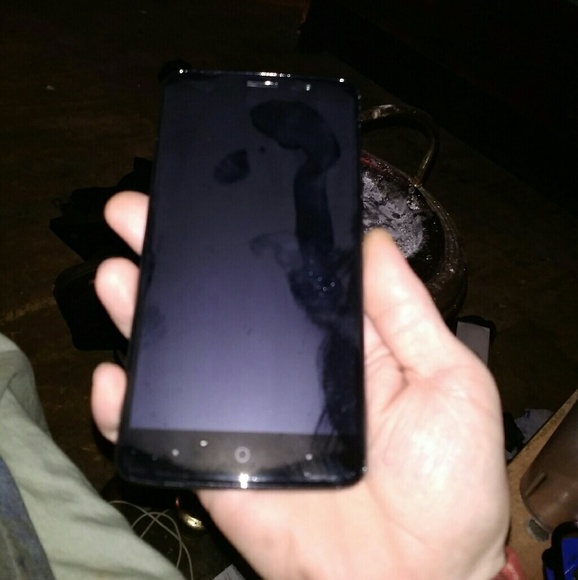 Us cellular zte blade max3 - Picture 2 of 2